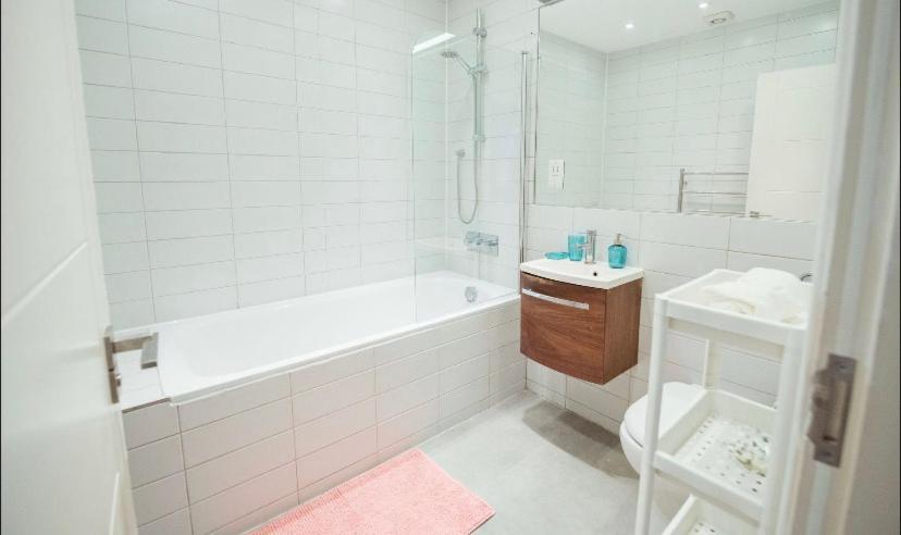 Fantastic 3 Bedrooms Flat In Euston Zone 1 Londyn Zewnętrze zdjęcie
